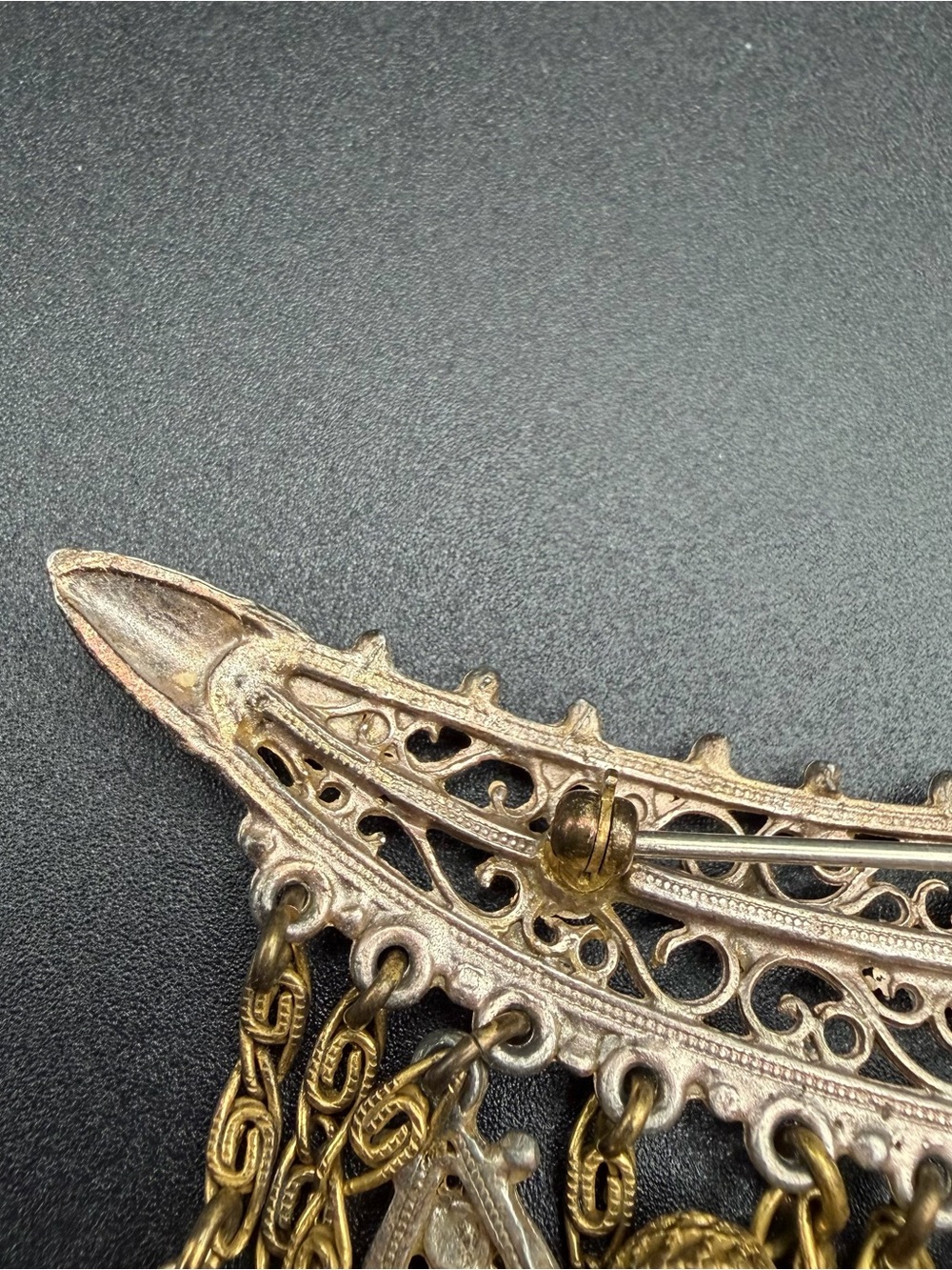 Vintage Jambiya or Scimitar dagger filigree brooch #809 - Picture 10 of 12